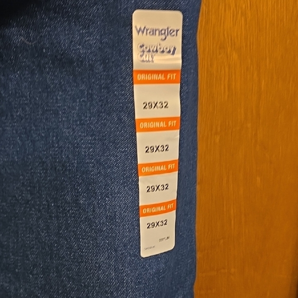 Wrangler Deep Blue Denim Jeans - Picture 5 of 5